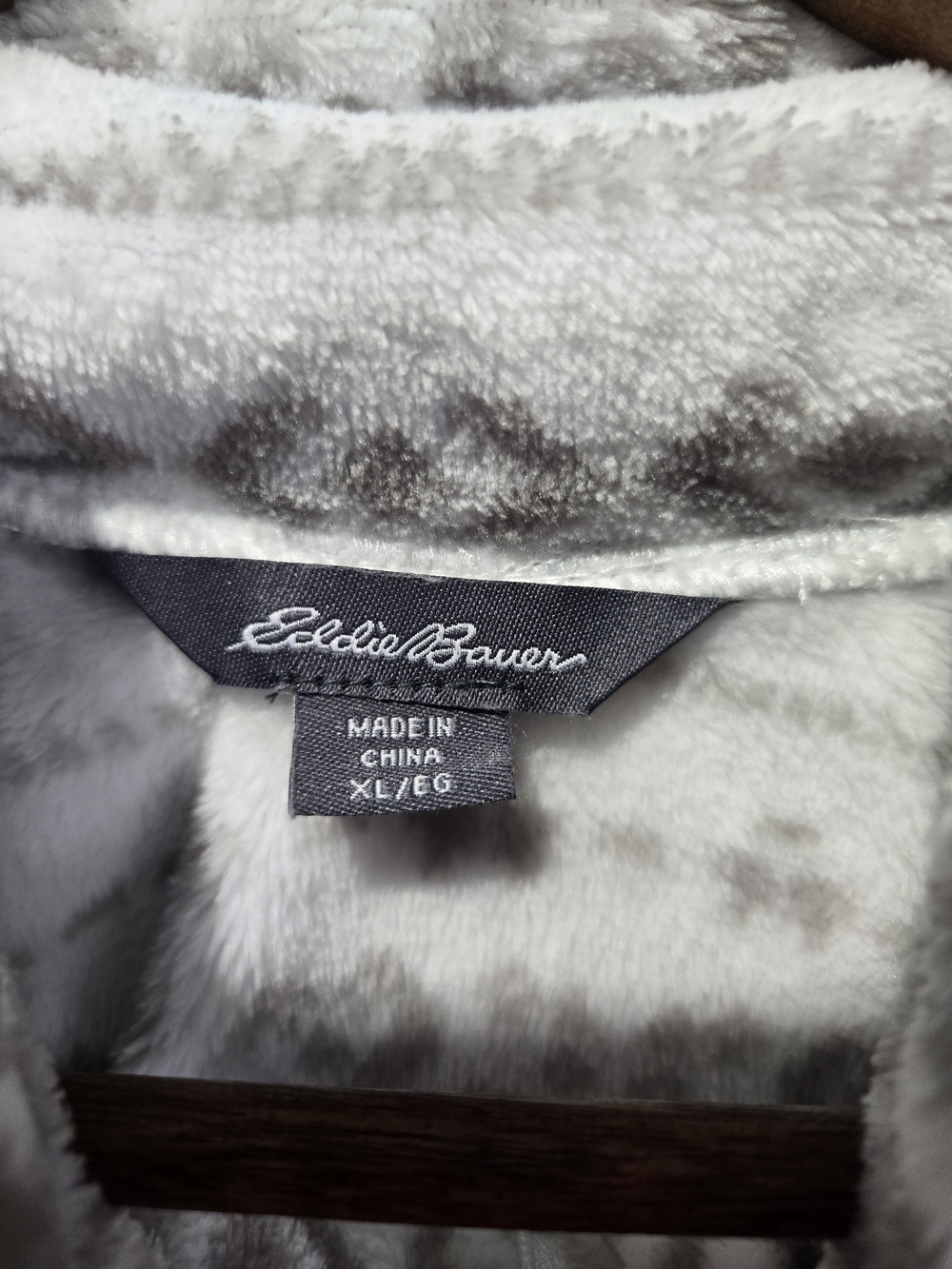 Eddie Bauer Cream and Light Gray Fair Isle Half-Zip Fleece Pullover Cozy Size Xl - Picture 6 of 7